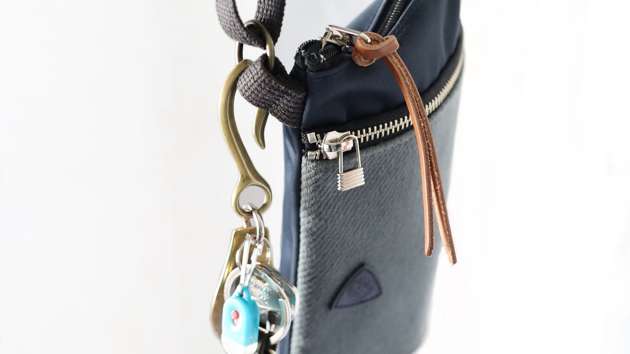 サコッシュ / Hemp cotton pocket sacoche /スモーキー ブルー & ネイビー