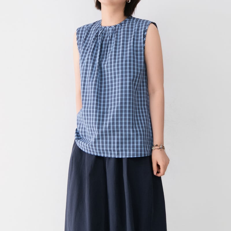 クルーネックノースリーブブラウス M2413