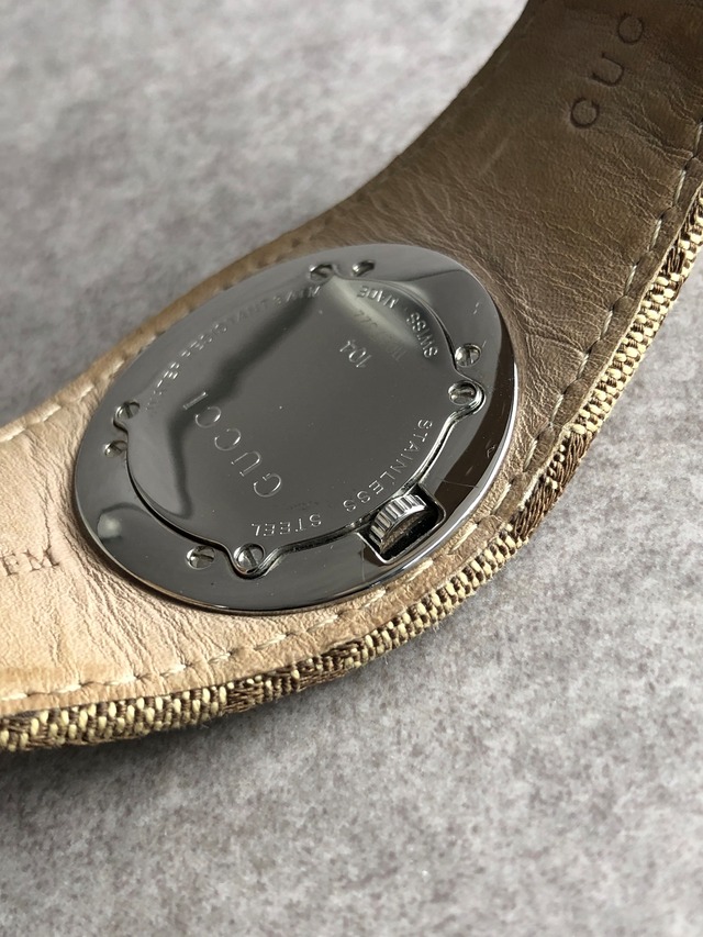 GUCCI グッチ GG 腕時計 ブラウン Gモチーフ キャンバス クウォーツ vintage ヴィンテージ オールド nehfxw