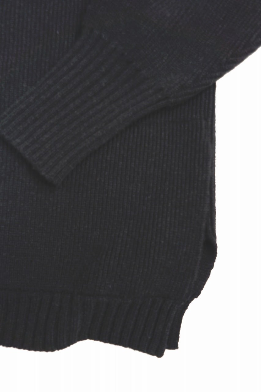 Hand Framed V-Neck C/D