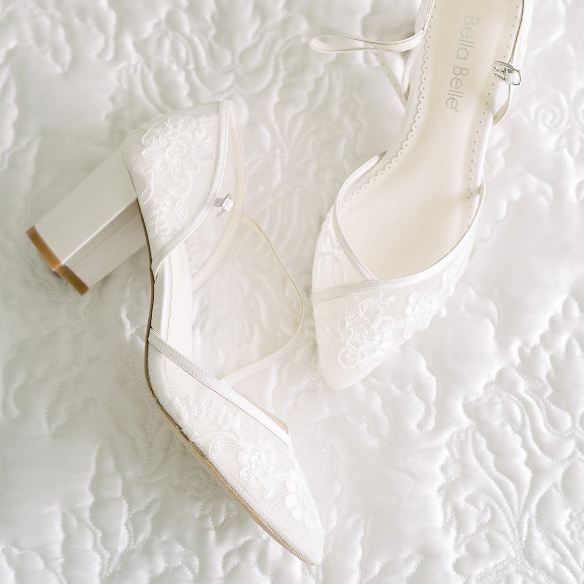 【新品同様】bella 【公式通販】 SOPHIA ウェディングシューズ Belle Bella ウエディングシューズ　CHELSEA belle 靴