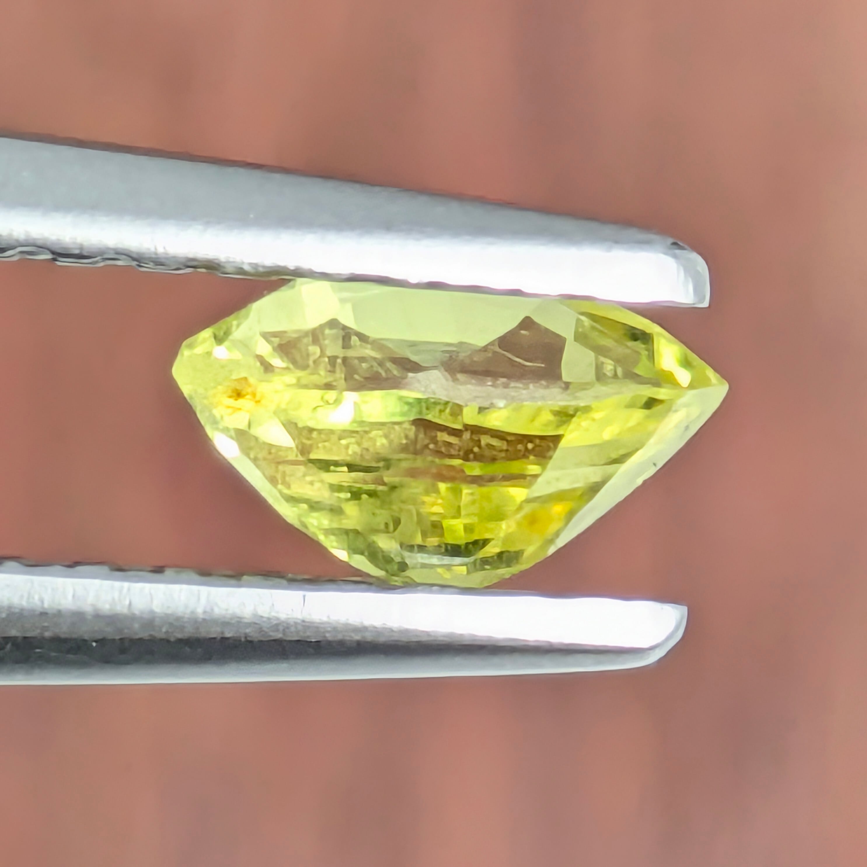 クリソベリルルース ミャンマー・モゴック産【0.47ct】 PRO208524