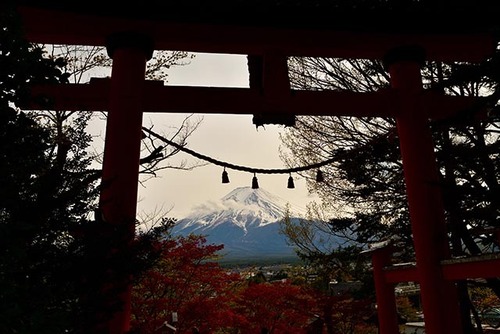 新倉山浅間公園からの富士山 01