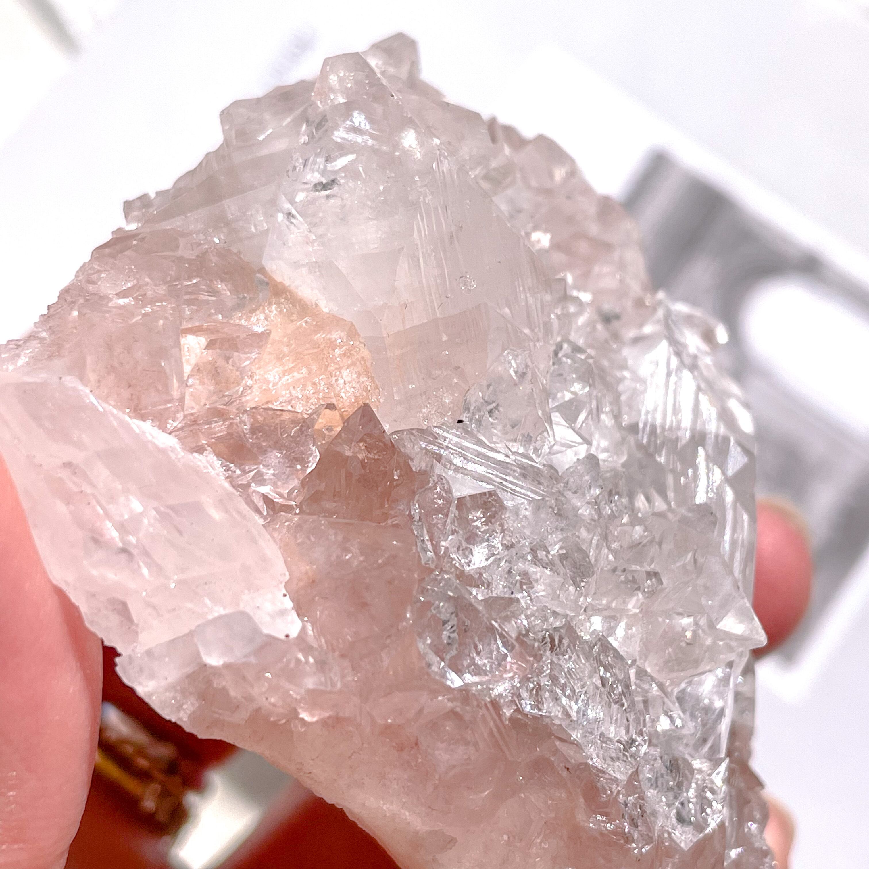 ピンクアポフィライト1kg越え♡♡天然石 ピンクアポフィライト1kg越え♡♡天然石 ピンクアポフィライト