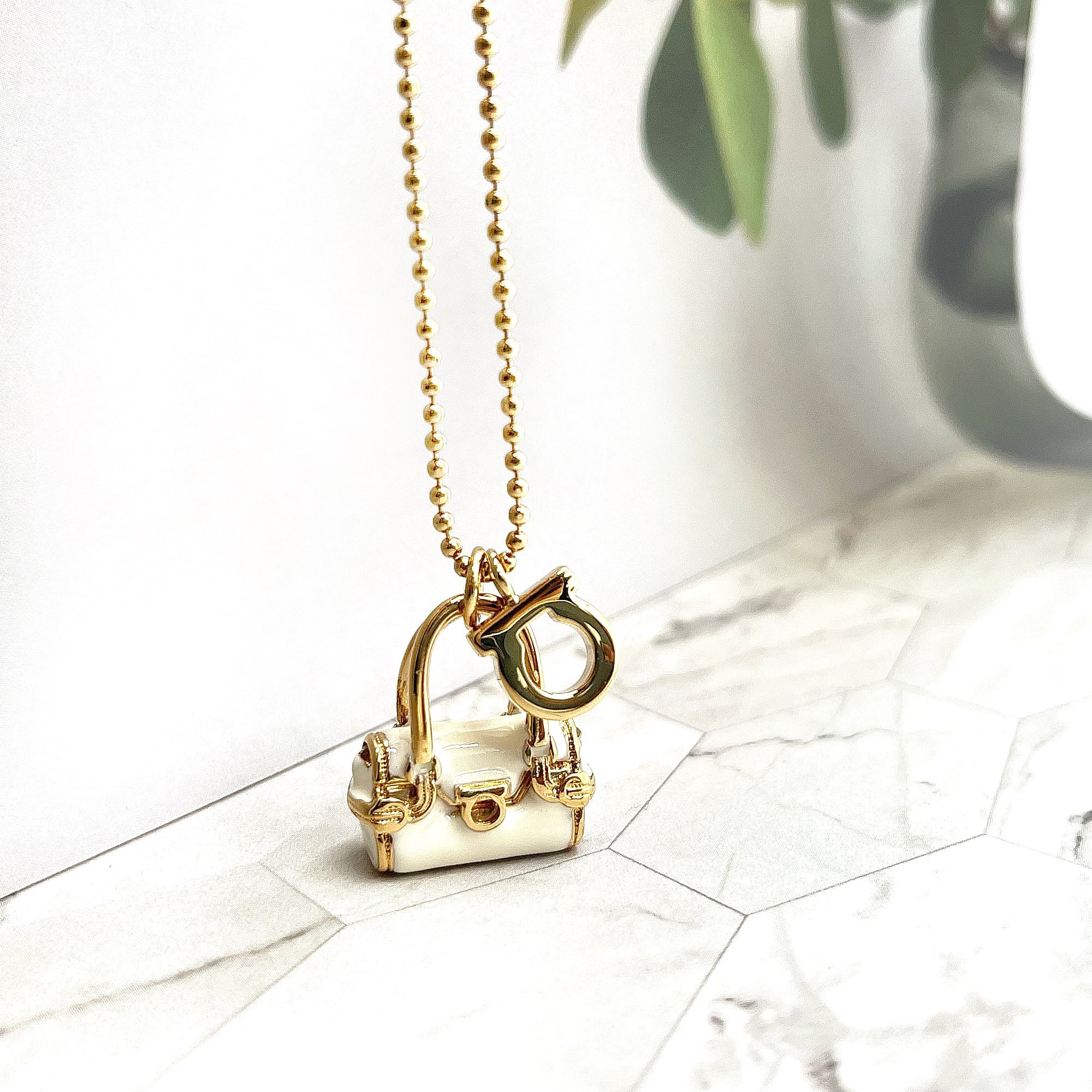 Salvatore Ferragamo フェラガモ ネックレス バッグモチーフ 
