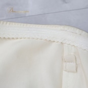 パーティ ドレス ワンピース fine feathers パーティドレス アイボリー クリーム 光沢 無地 編み上げ 演奏会 発表会 カラードレス ホワイト系 ベージュ系 パーティーファッション ドレスアップ フォーマル シンプル スタイリッシュ 大人女子 クラシック ロングドレス 着飾る 上品 おしゃれ レディース