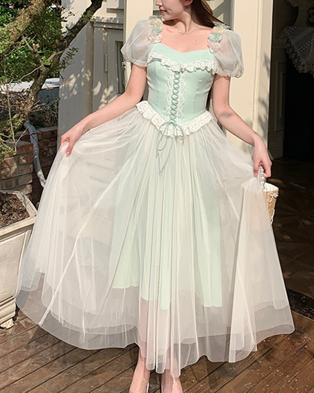 フレンチガーリーレースアップワンピース（2 colors） 2506027 | Deelia