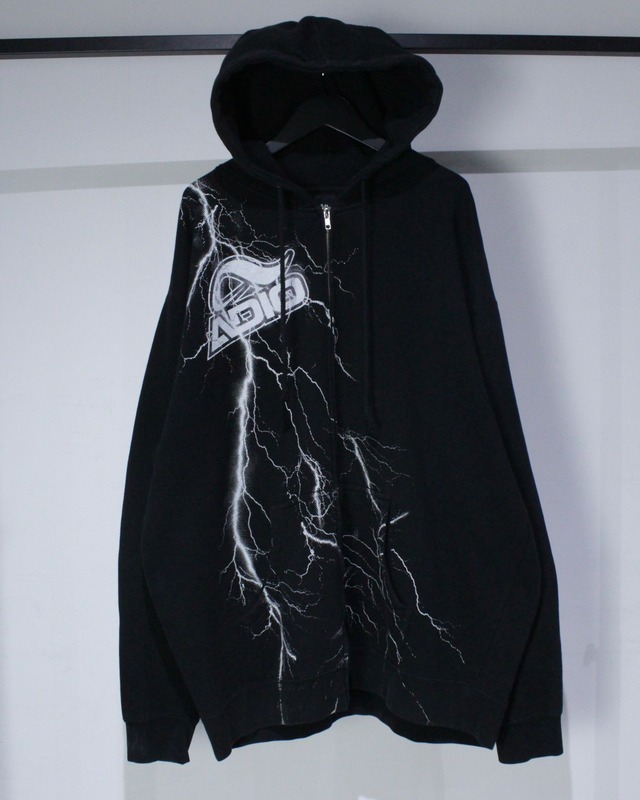 【Caka BLACK】Lightning Graphic Loose Zip Up Hoodie