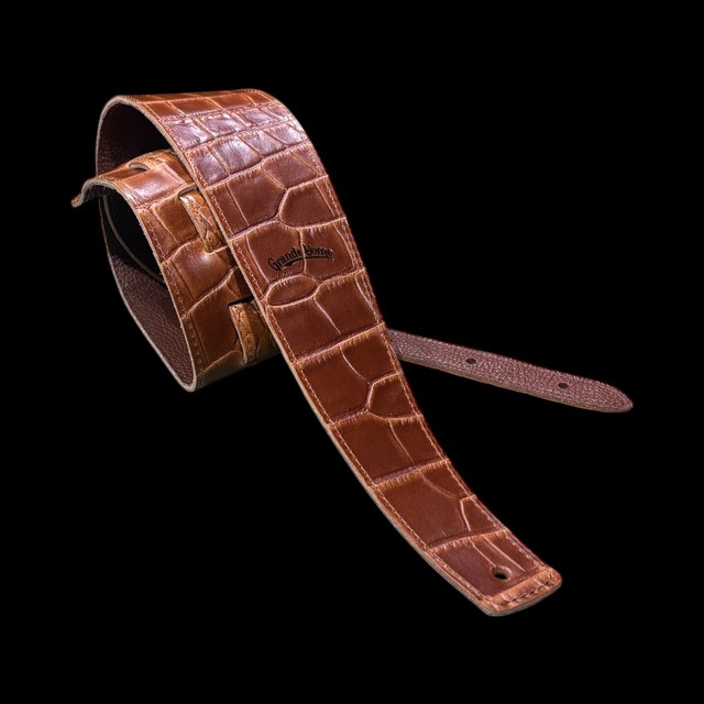 栃木レザー Crocodile Slim Wide BR