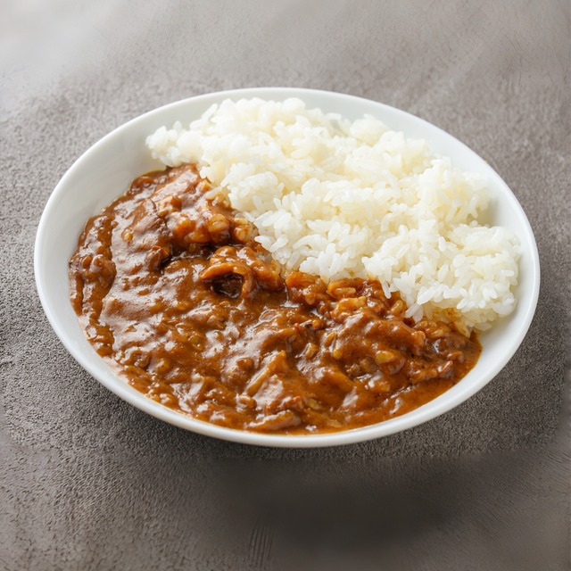 【3食入ギフトBOX】国産牛スパイシーカレー