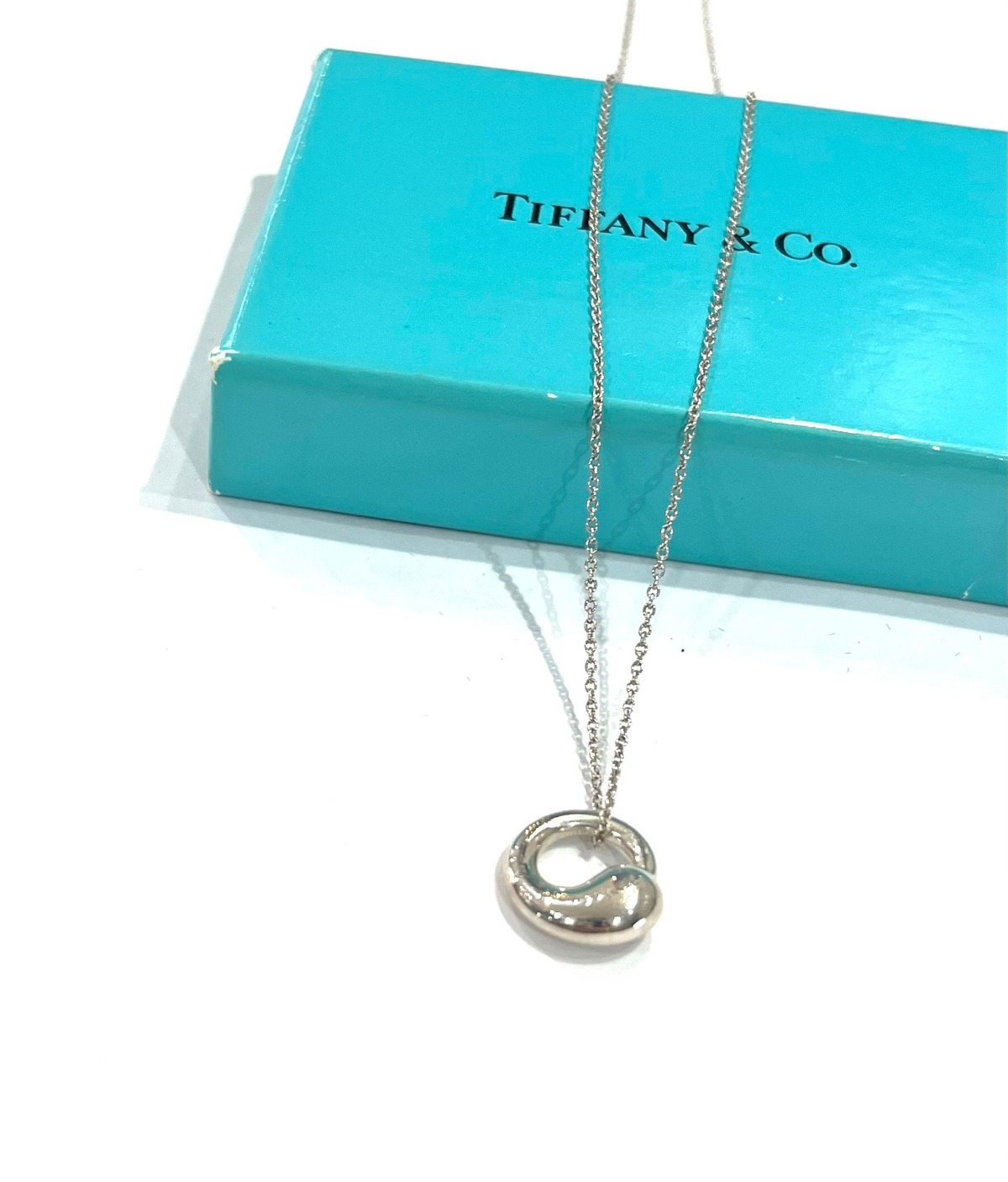 0456 【TIFFANY & Co.】ティファニーエターナルサークル モチーフ  
