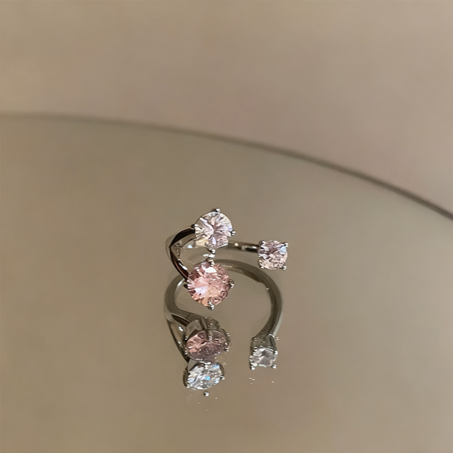 ZJ指先のきらめきリング 6s