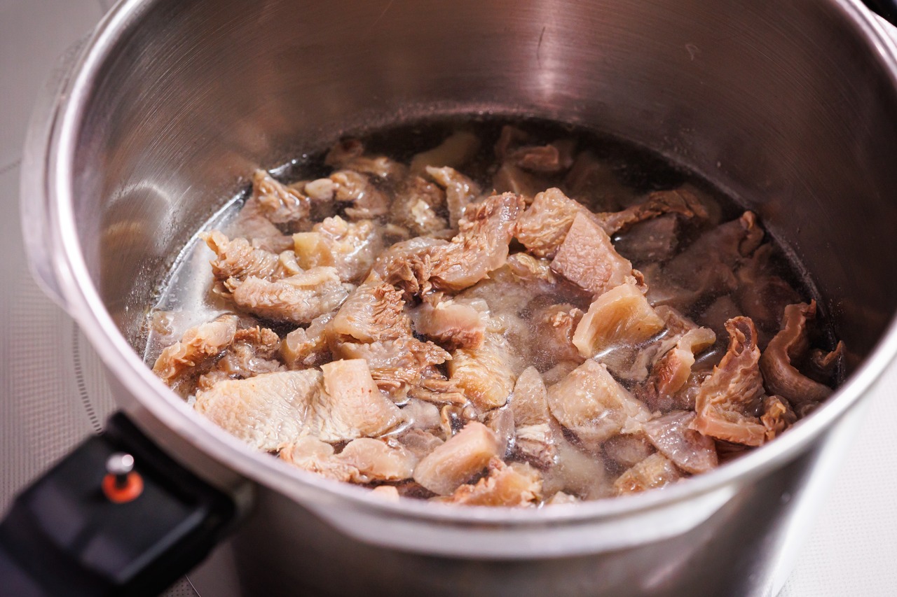 北海道産　牛サガリスジ　500g