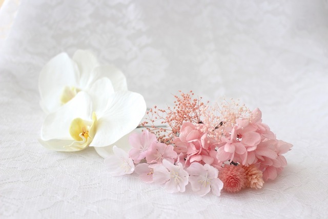 胡蝶蘭と桜ピンク20輪セット　プリザーブドフラワーヘッドパーツ　ウェディング 成人式 卒業式 髪飾り