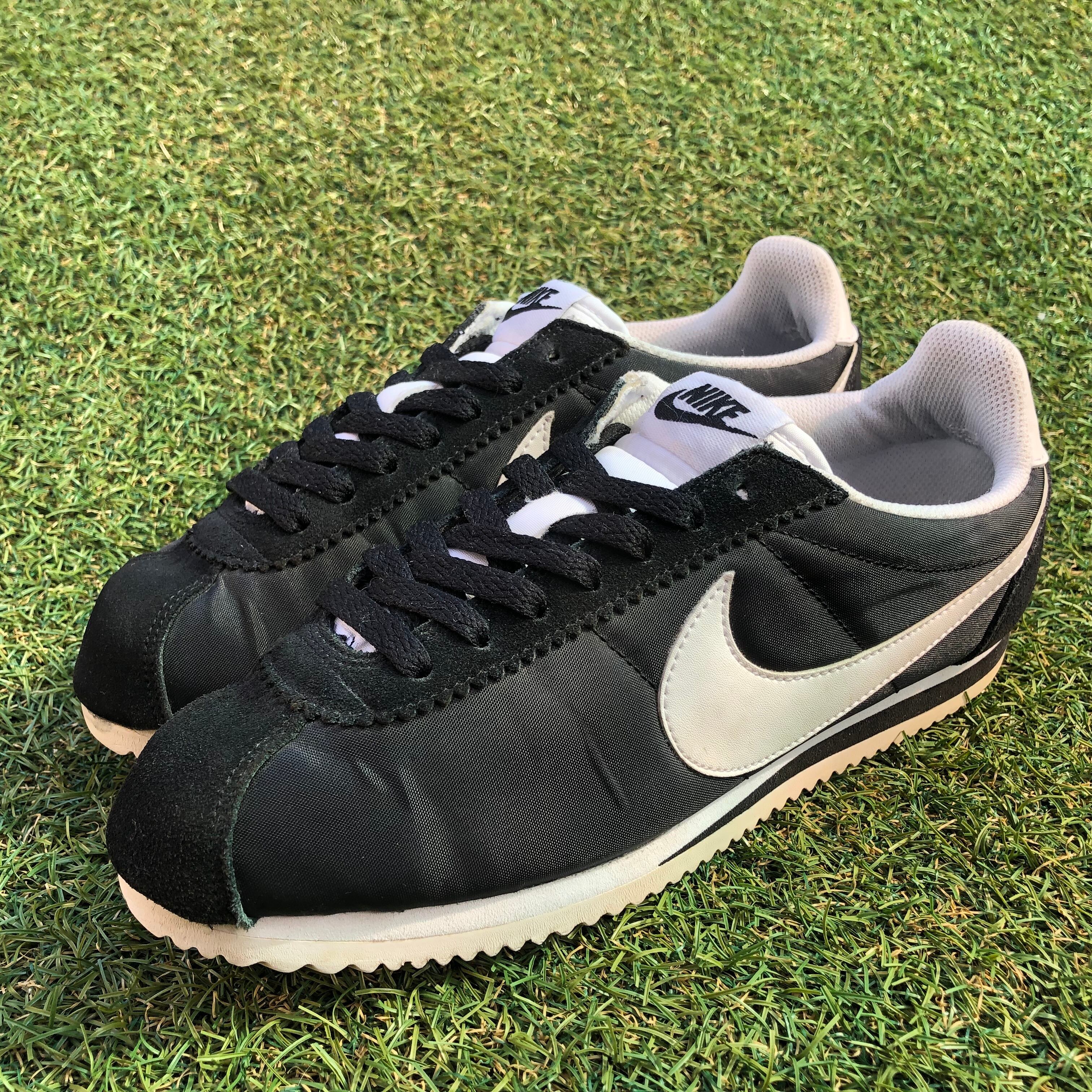NIKE CLASSIC CORTEZ NYLON ナイキ コルテッツ ベーシック ナイロン