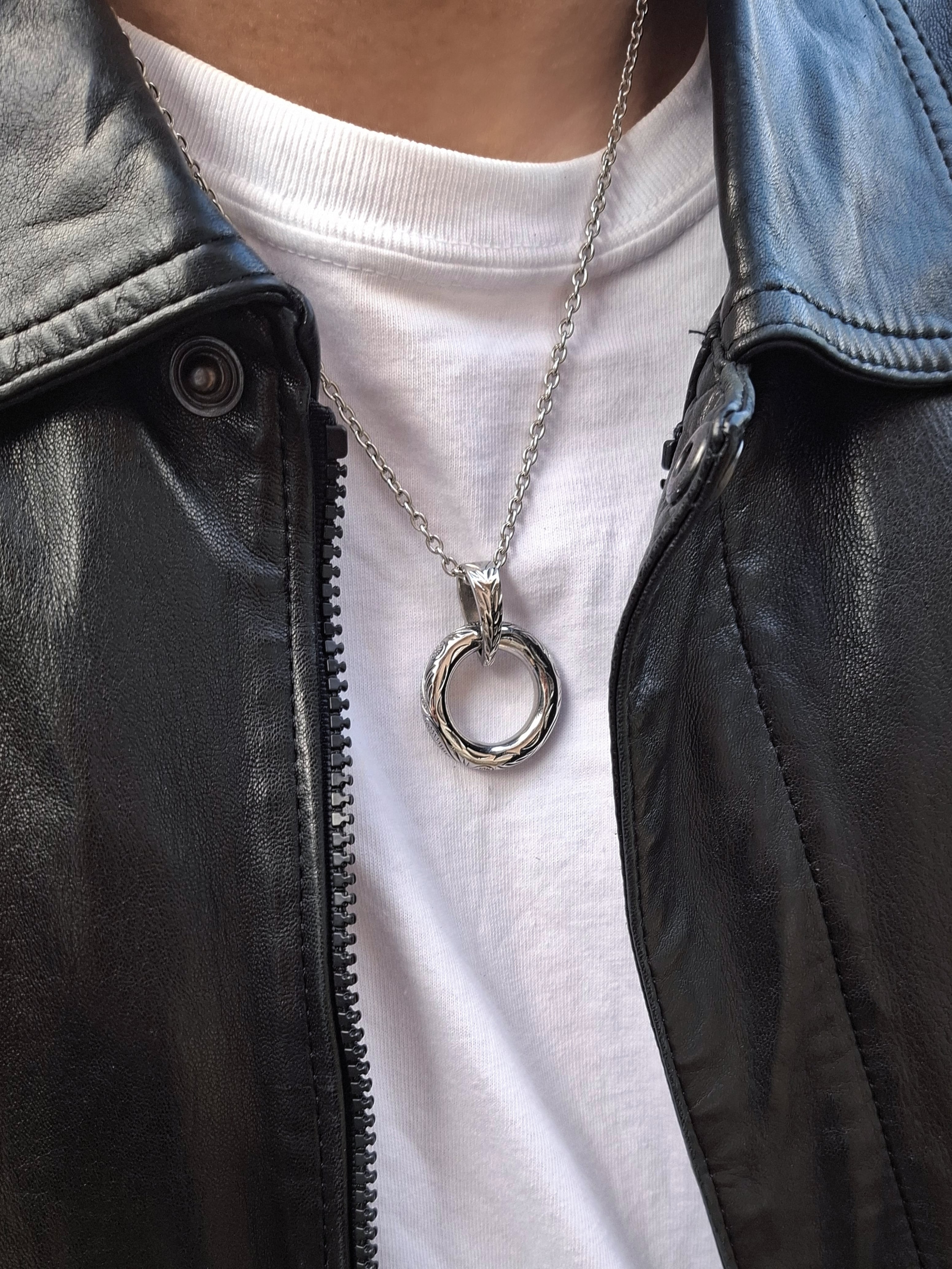 Eternal Lei Wave Scroll Necklace – ハワイアンジュエリー ネックレス