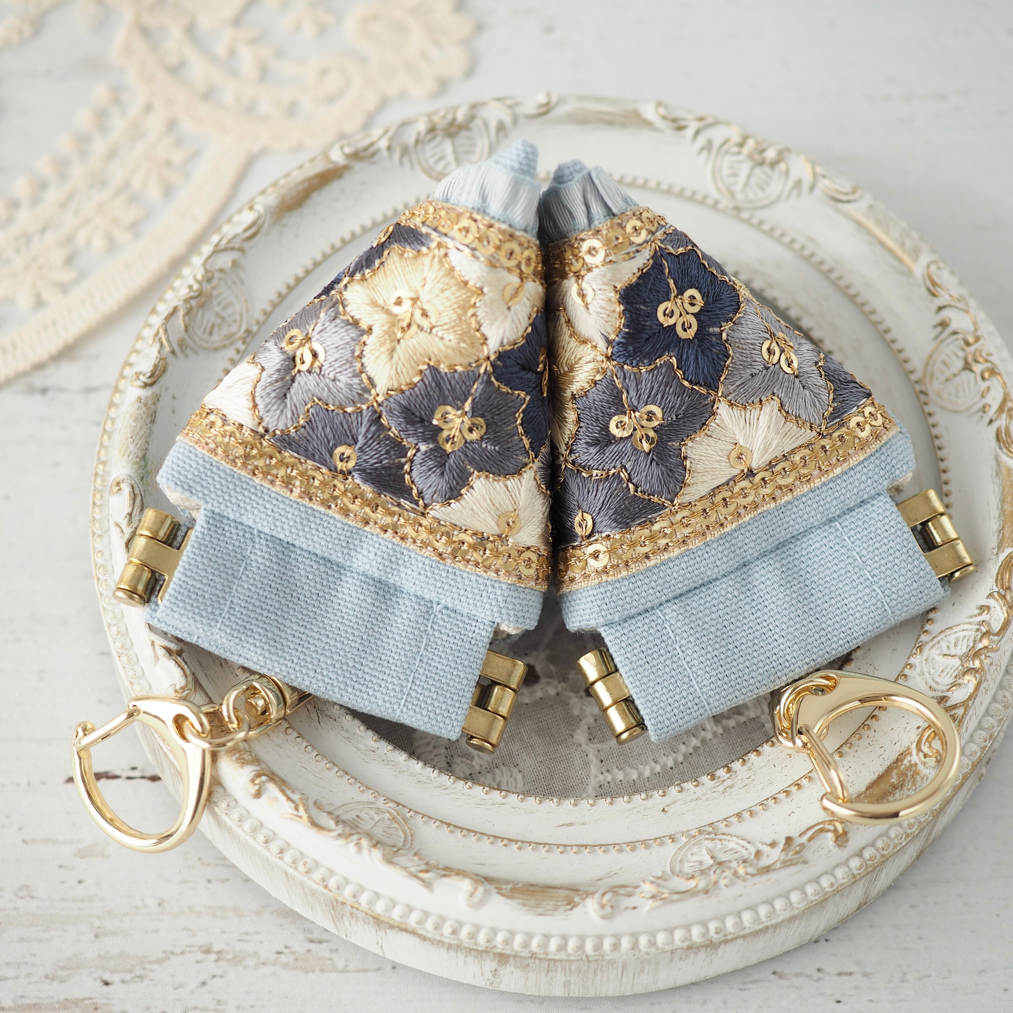 インド刺繍リボン ミニテトラポーチ | Link.hand-made インド刺繍ポーチ