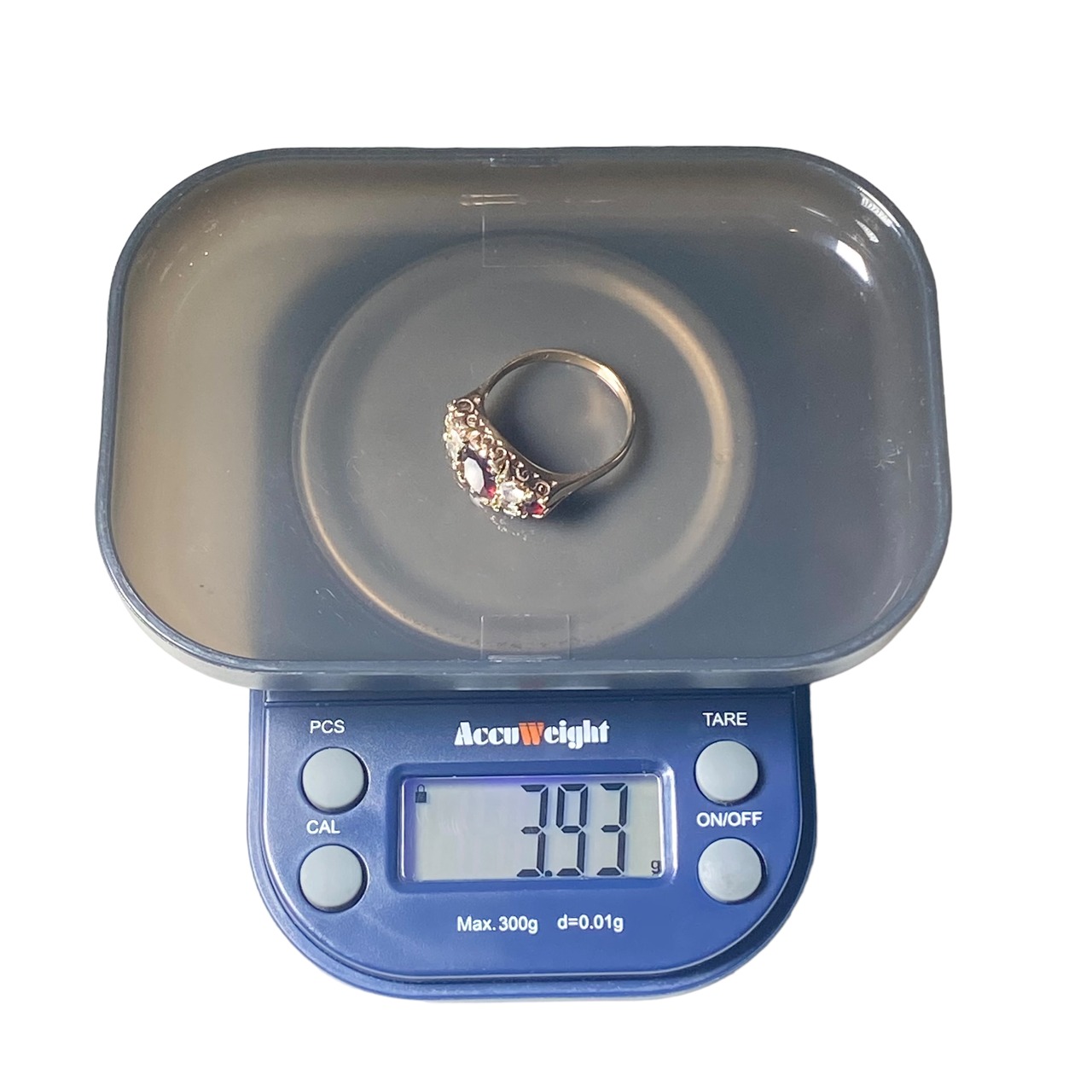 vintage 9ct gold Garnet ring