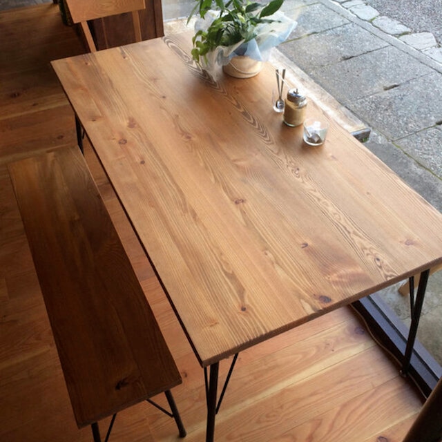 Terrace dining table　12*75　岐阜県産カラマツ無垢材　天然オイル仕上