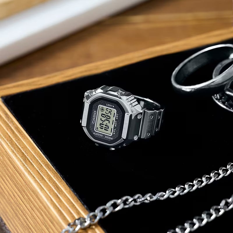 限定品☆カシオ CRW-001-1JR カシオウオッチ50周年記念 CASIO 限定品☆カシオ CRW-001-1JR カシオウオッチ50周年記念 CASIO