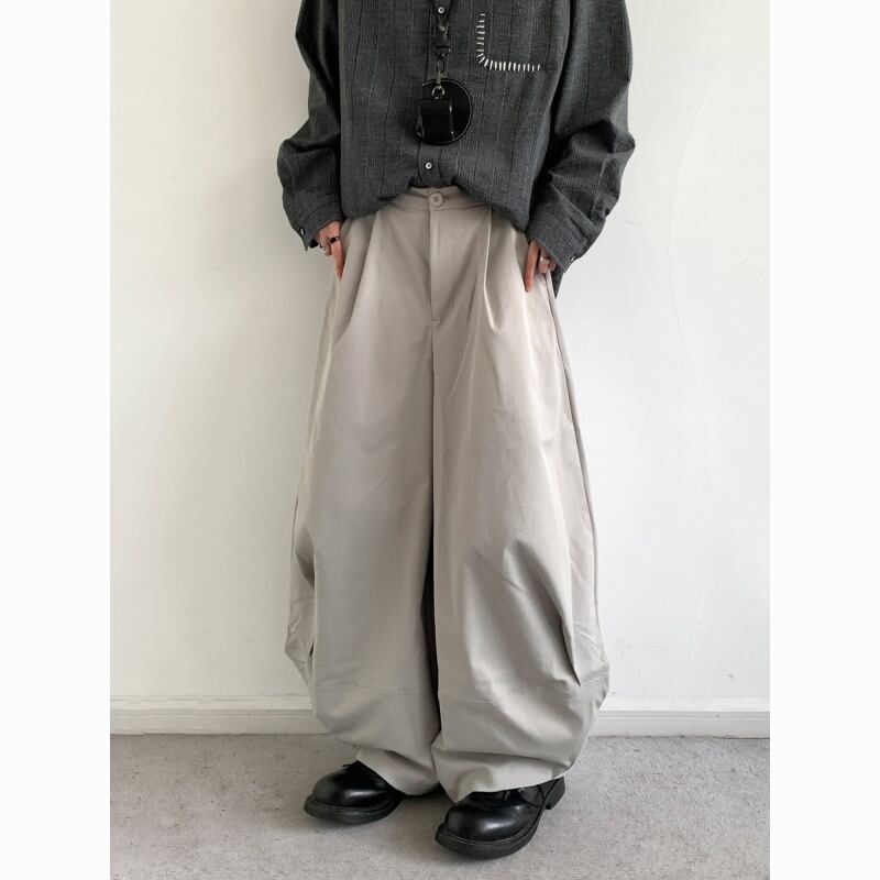 jiwuusプリーツワイドストレートパンツ