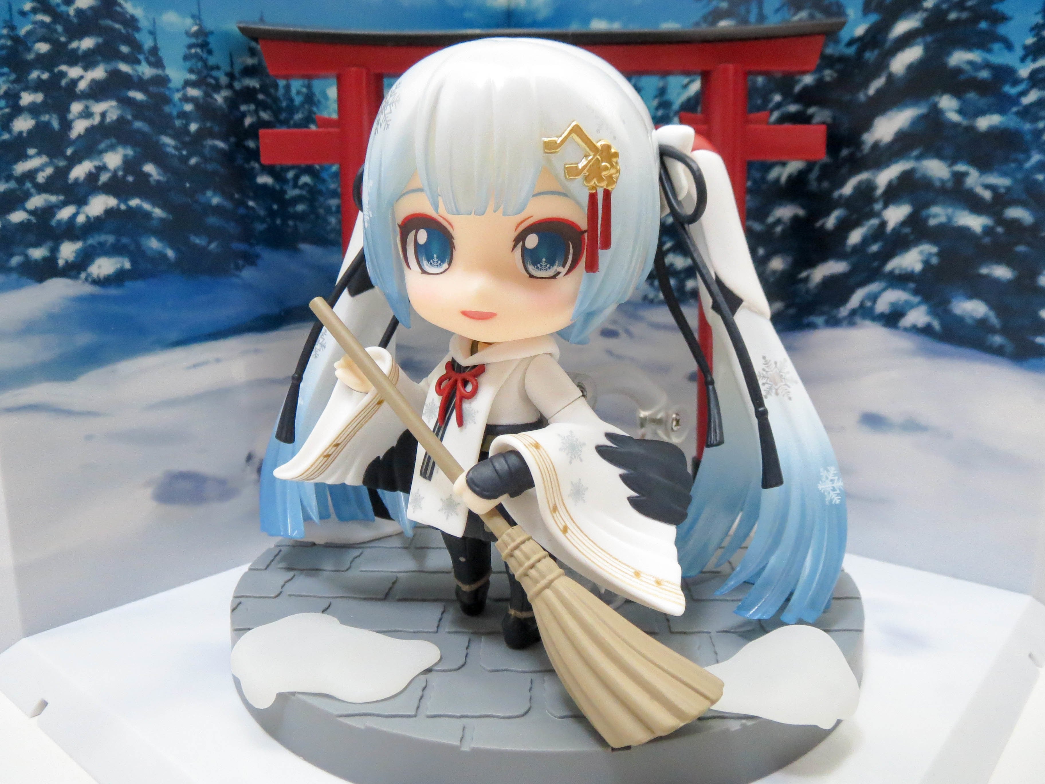 SALE】【850】 雪ミク タンチョウ巫女Ver. 顔パーツ 微笑み顔