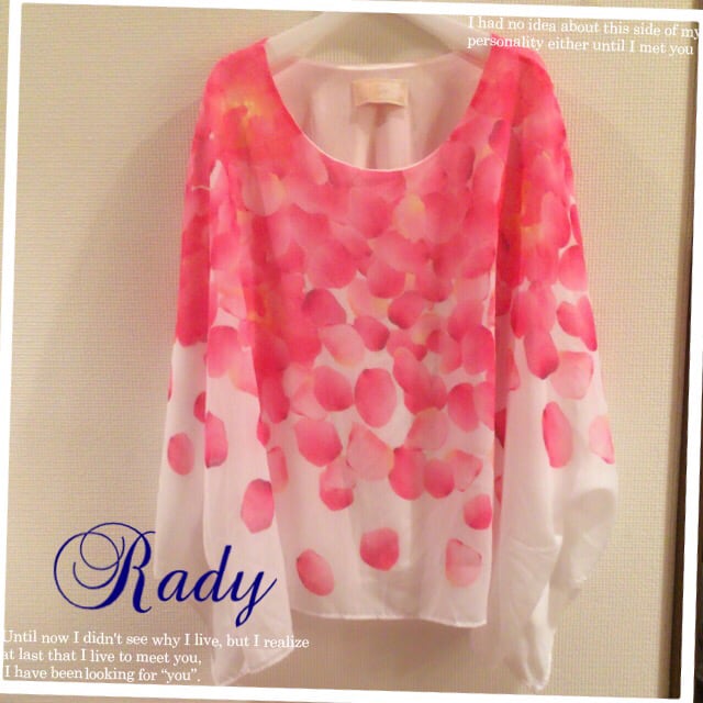 Rady 花びらシフォンチュニック