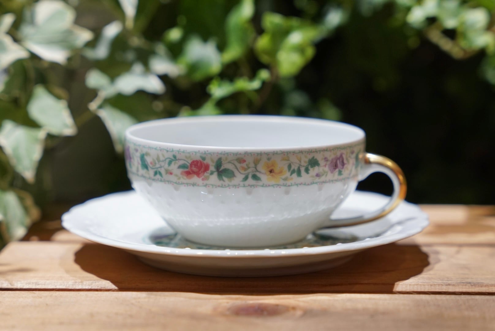 LIMOGES (リモージュ) Georges Boyer(ジョルジュ・ボワイエ) Persane(ペルサーン) カップ&ソーサー