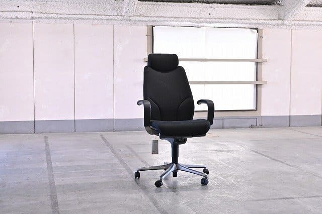 giroflex/ジロフレックス 36万「64」オフィスチェア ヘッドレスト ファブリック アームチェア 事務所 スタイリッシュ スタイリッシュ【中古家具/中古インテリア/USED家具ユーズド家具/リサイクル】