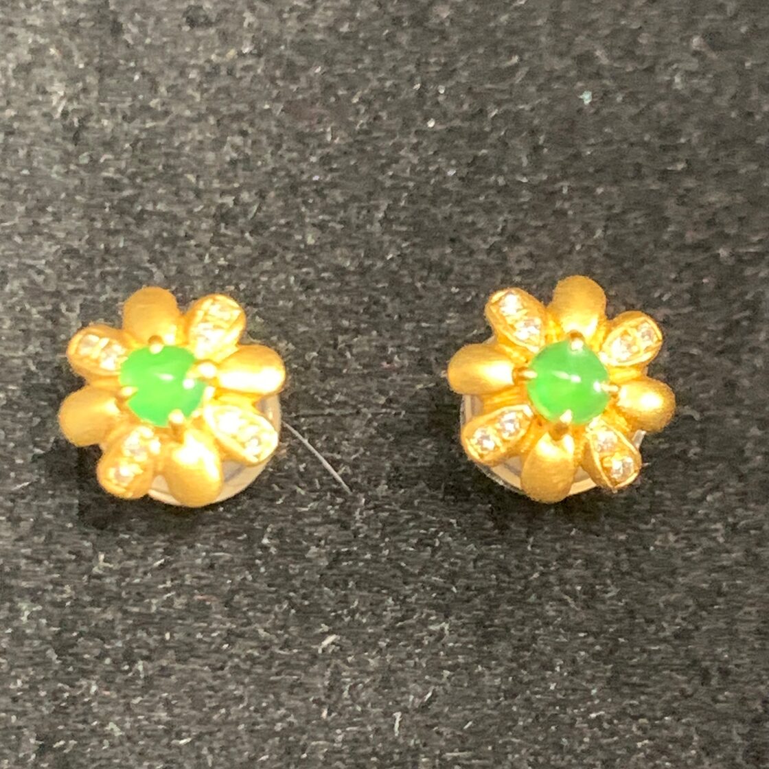 本翡翠ピアス k18 ダイヤ ミャンマー産 緑 アイス系 ギフト プレゼント 