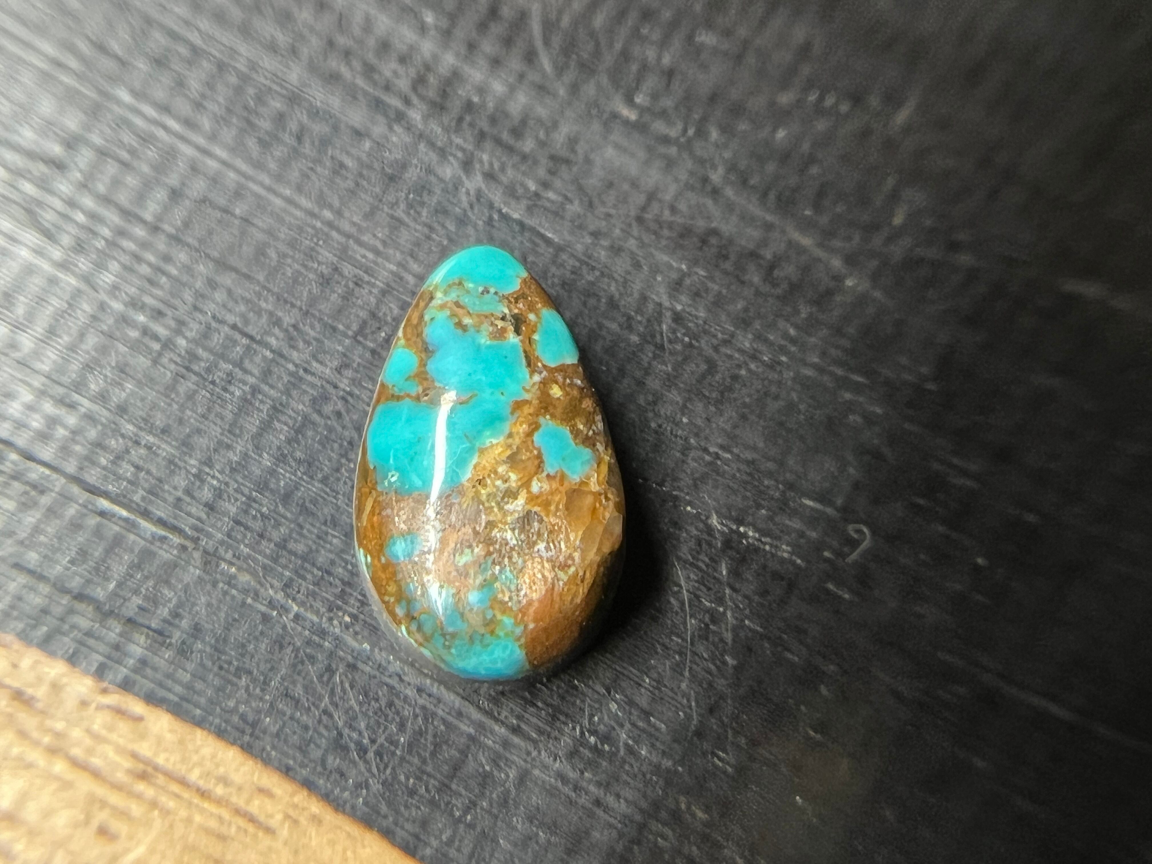 Natural Royston turquoise ロイストンターコイズ5.6カラット