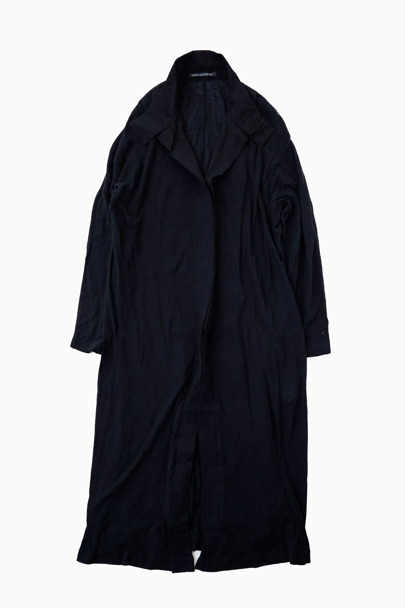 Coats | Reben｜デザインという文脈が、暮らしを再定義する