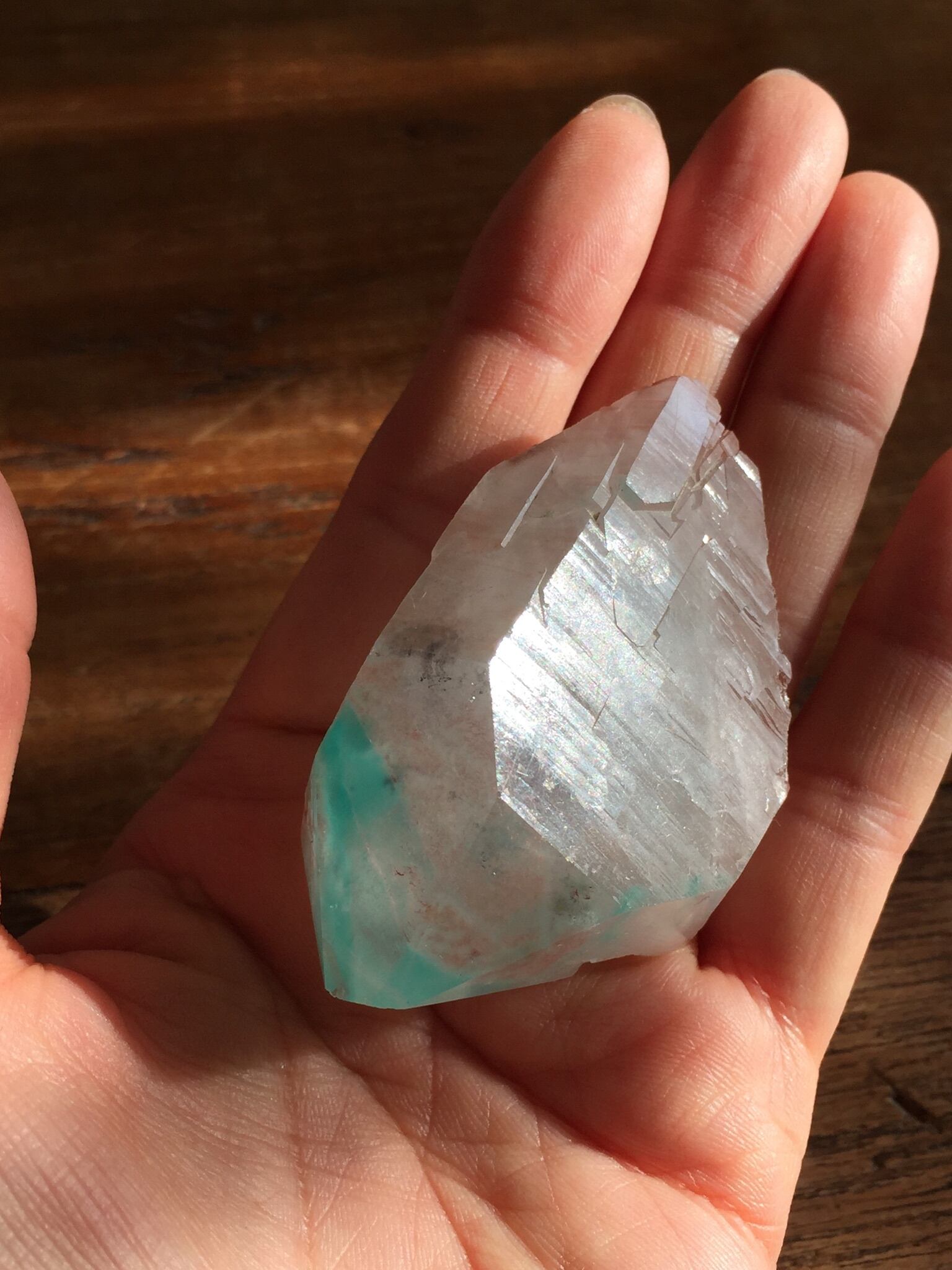 アホアイト イン クォーツ (メッシーナ産) | amenti crystal