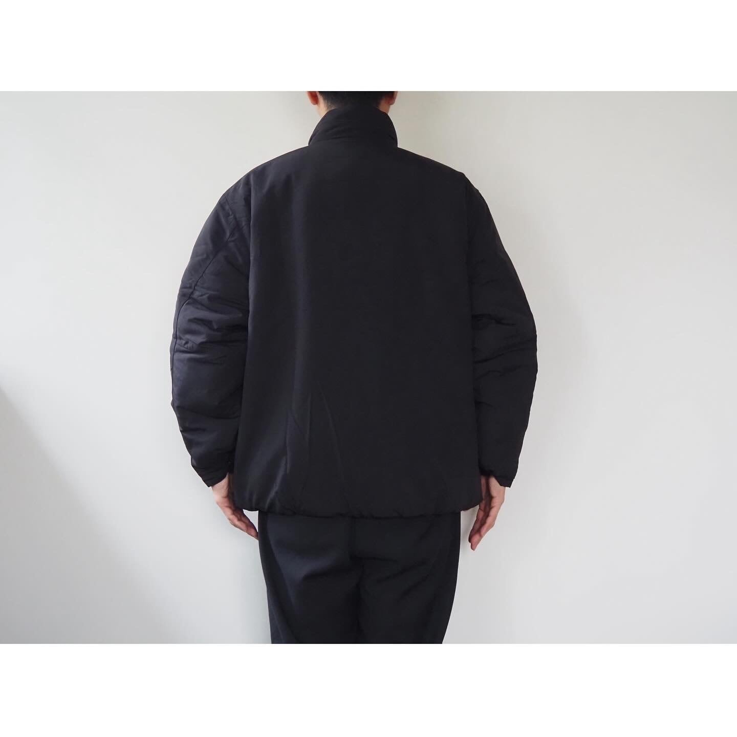STILL BY HAND(スティル バイ ハンド) Nylon Round Puffy Blouson