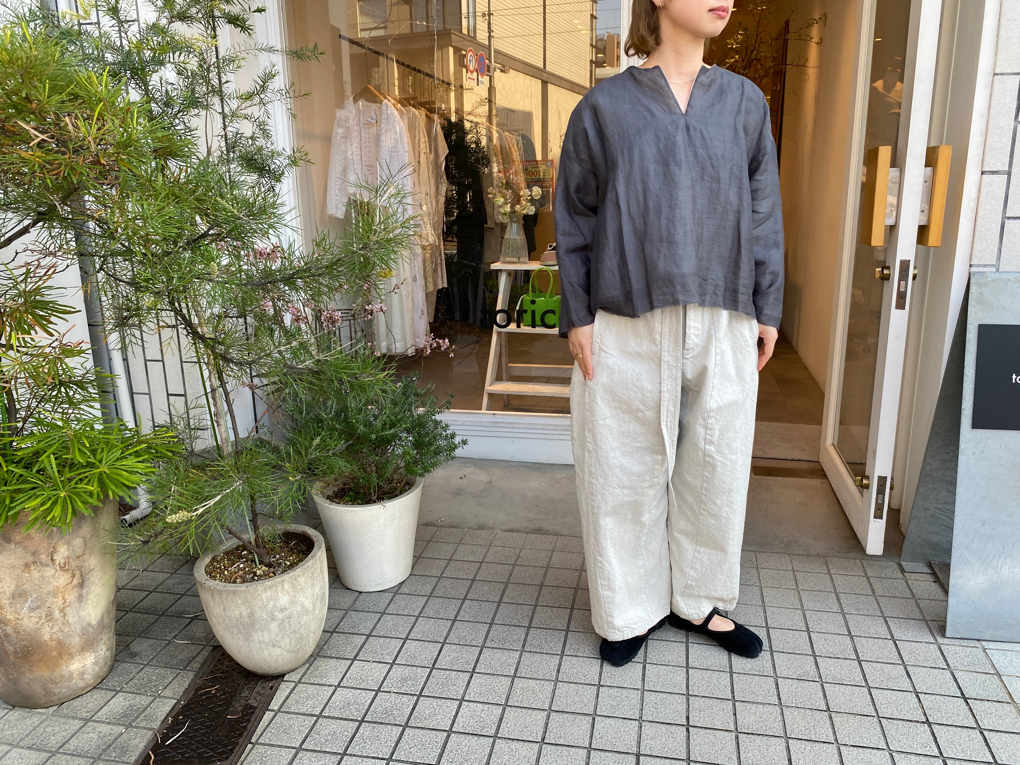 NATIVE VILLAGE/No.12 灌木ルートダーツパンツ（White Gray） | torico.