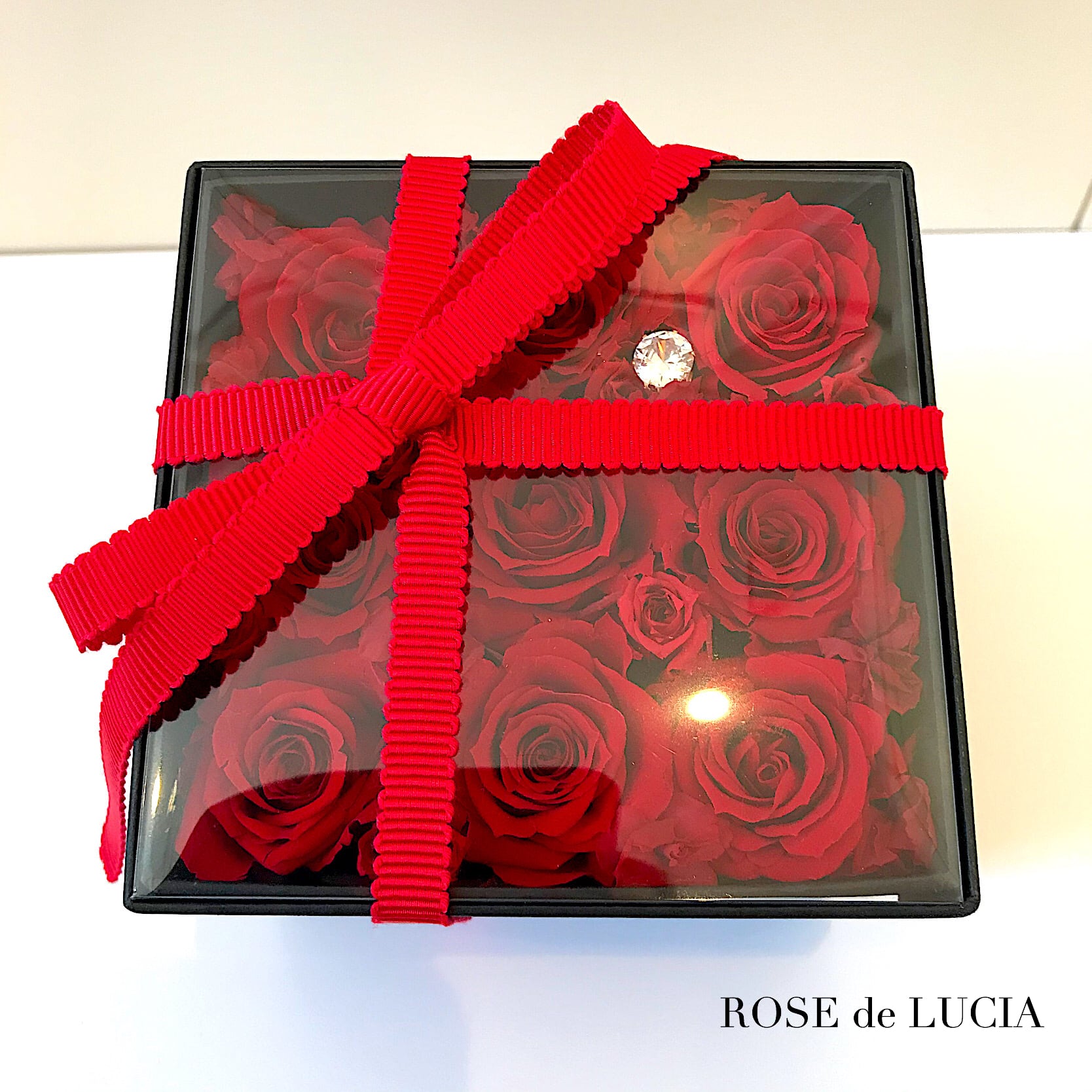 再入荷♡クリスタルストーン付き♡プリザーブドフラワー♡フラワーBOX