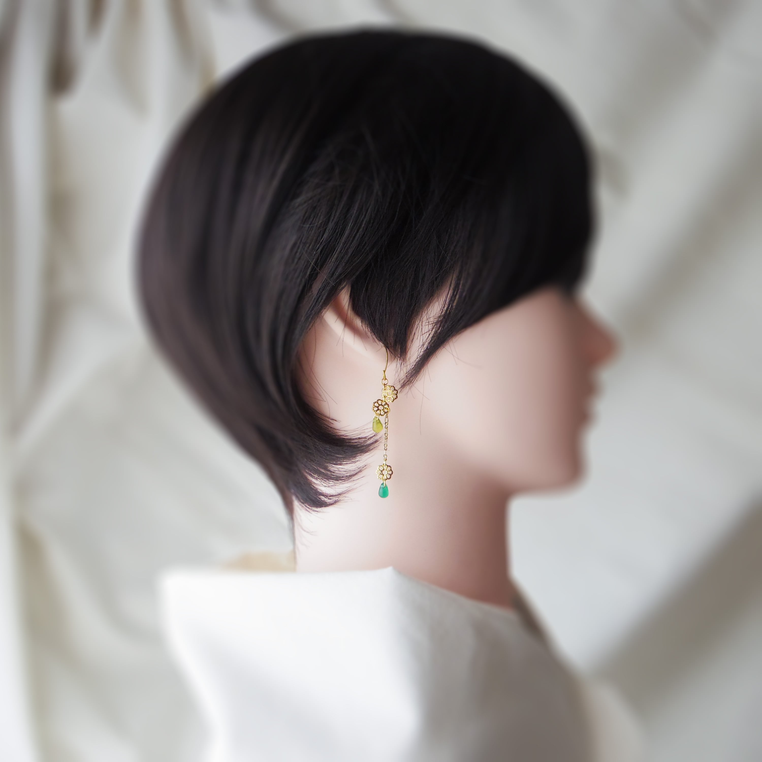 ピアス「森森、浸る」