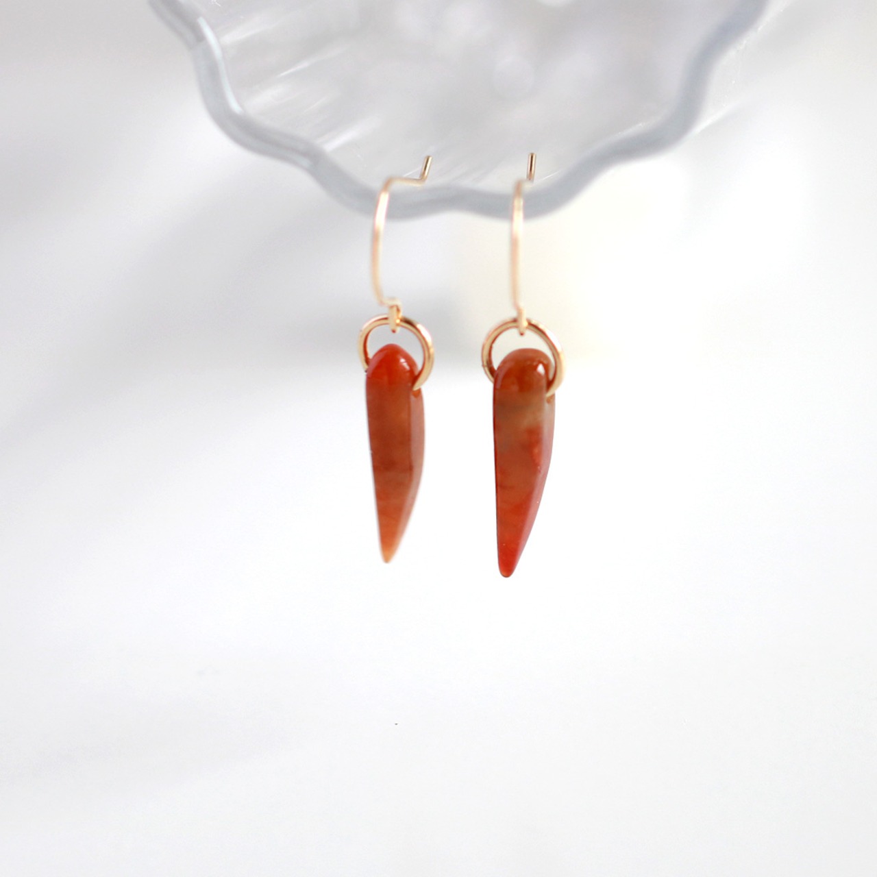 カジュアルにも綺麗めにも合わせやすい翡翠ピアス！K10YG A貨翡翠 jd_mm1109_D