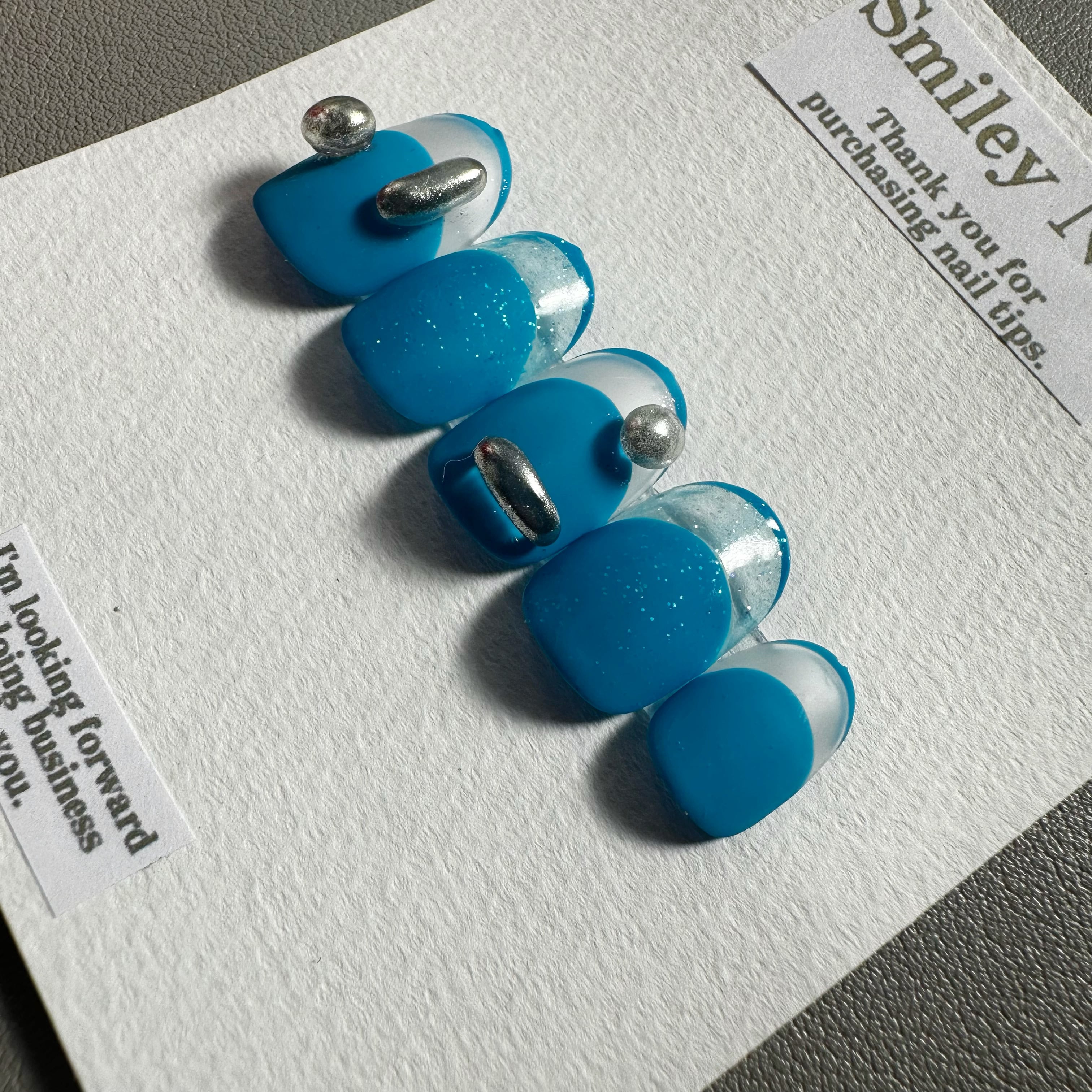 ネイルチップ オーダー ミラー フレンチ 青 マグネット 蝶々 ガーリー