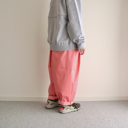 nn 2 tuck tapered loose fit pants / pink color