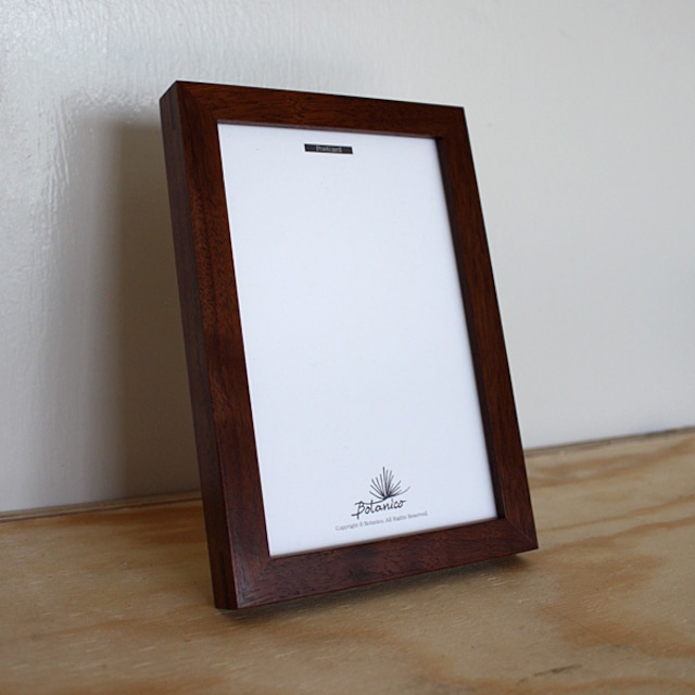 WALNUT FRAME / POSTCARD