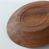 特別なパン皿｜不思議な熱と深さ｜山桃の木