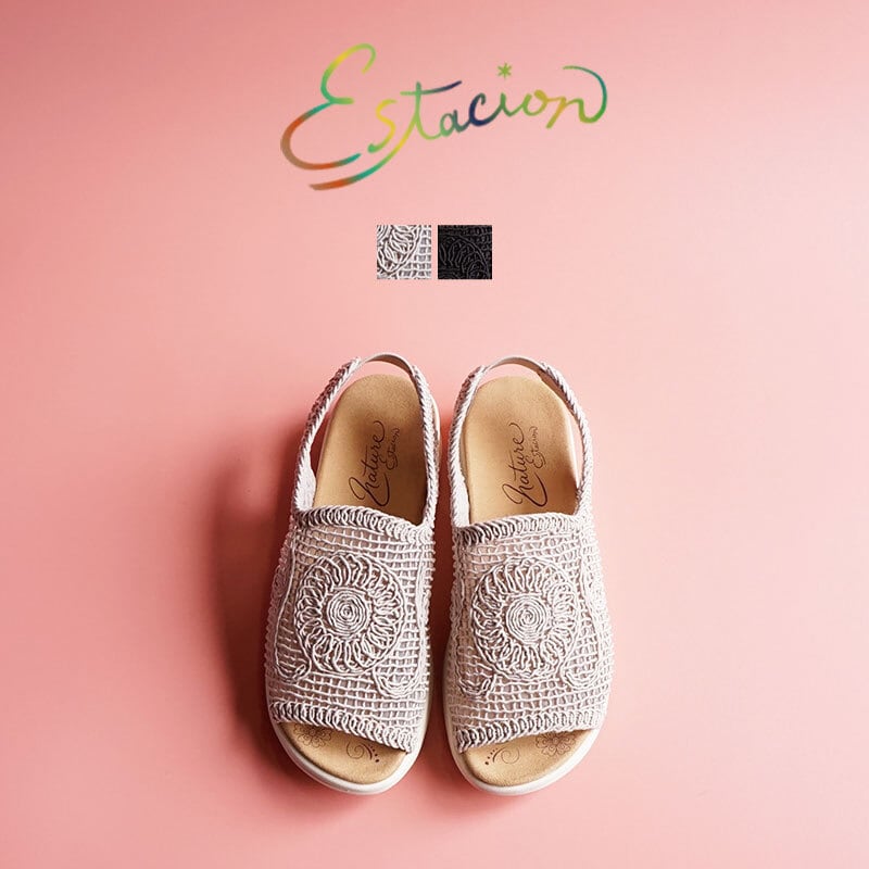 Estacion エスタシオン 本革フラワーモチーフ厚底サンダル K063A