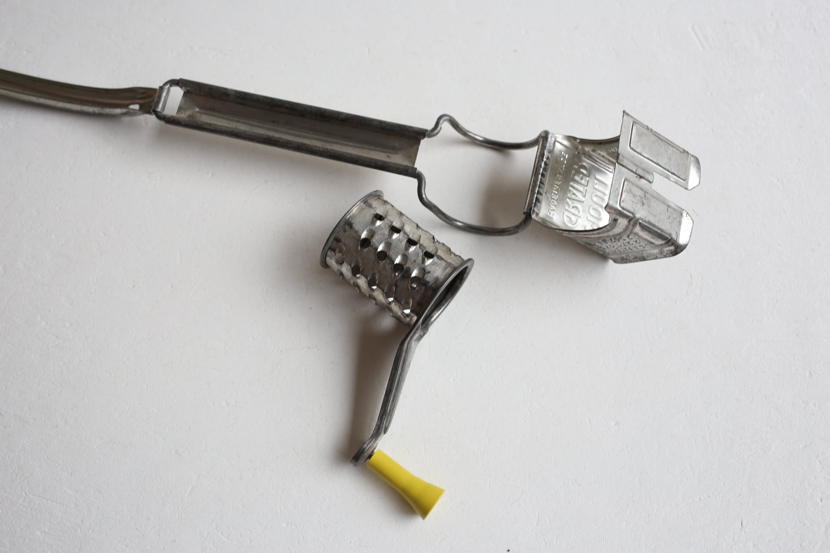 フランス アンティーク ヴィンテージ チーズグレーター チーズおろし