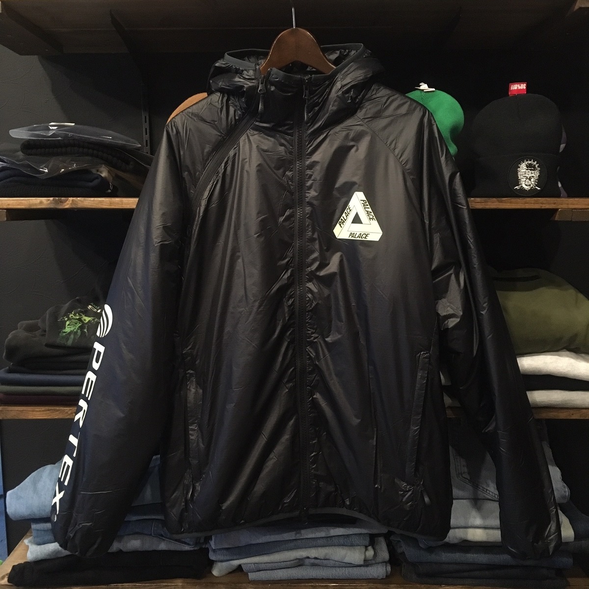 palace skateboards】-パレススケートボード-PERTEX QUANTUM JACKET 