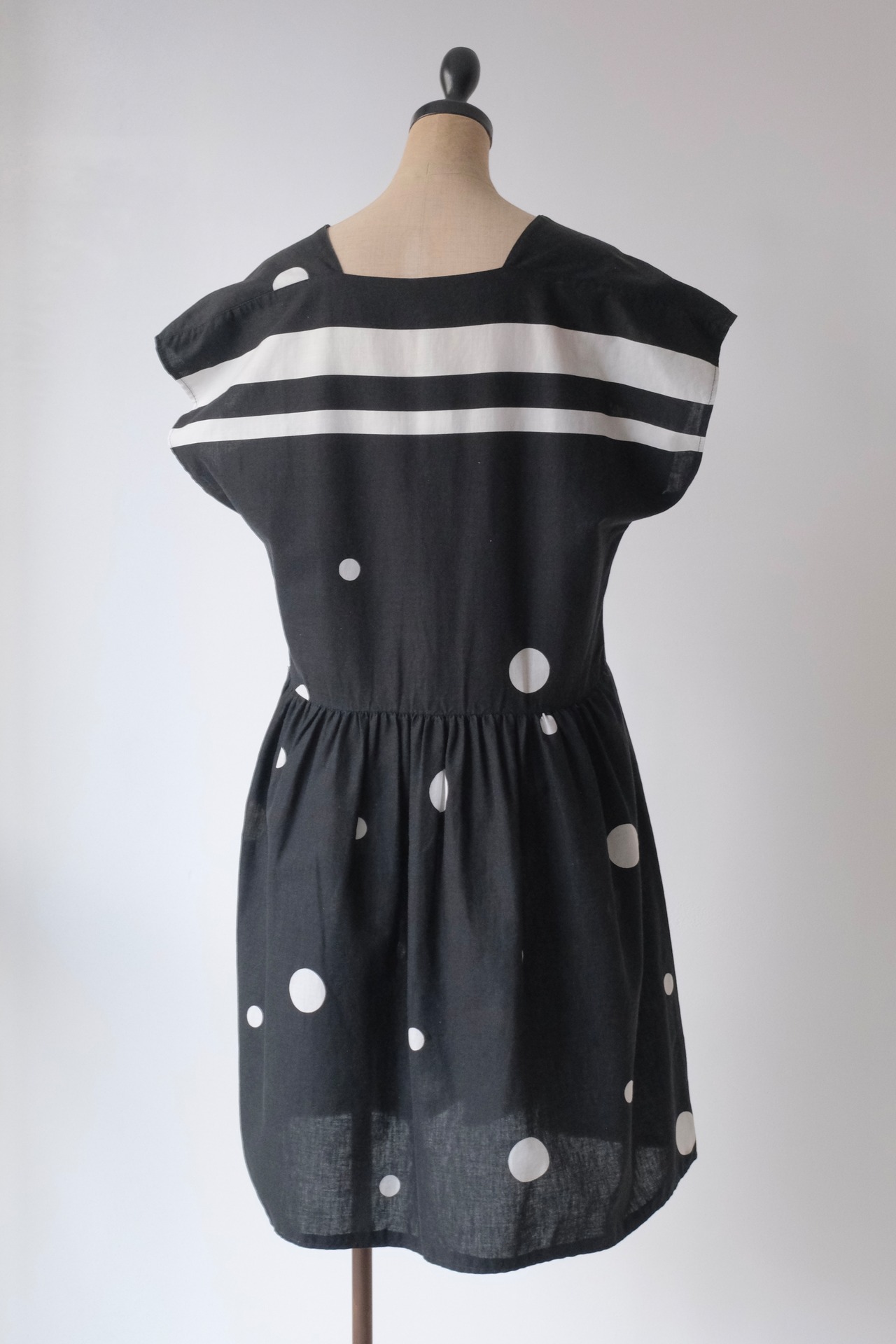 Random dots tunic dress