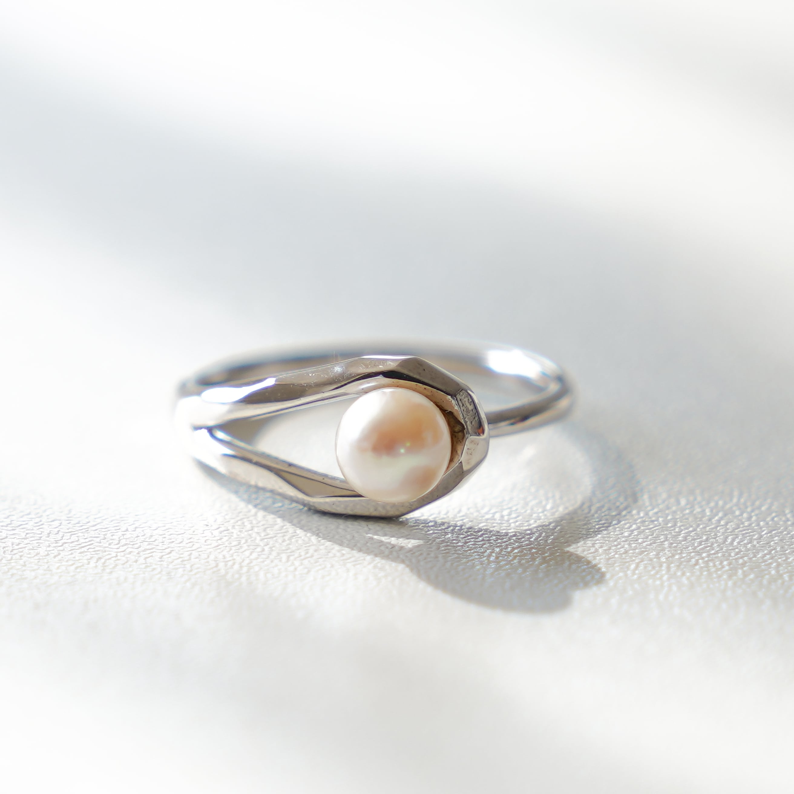 Ptアコヤパールリング　新品未使用品 TASAKI（タサキ） 田崎真珠 アコヤパール リング 8.5mm D0.18ct Pt