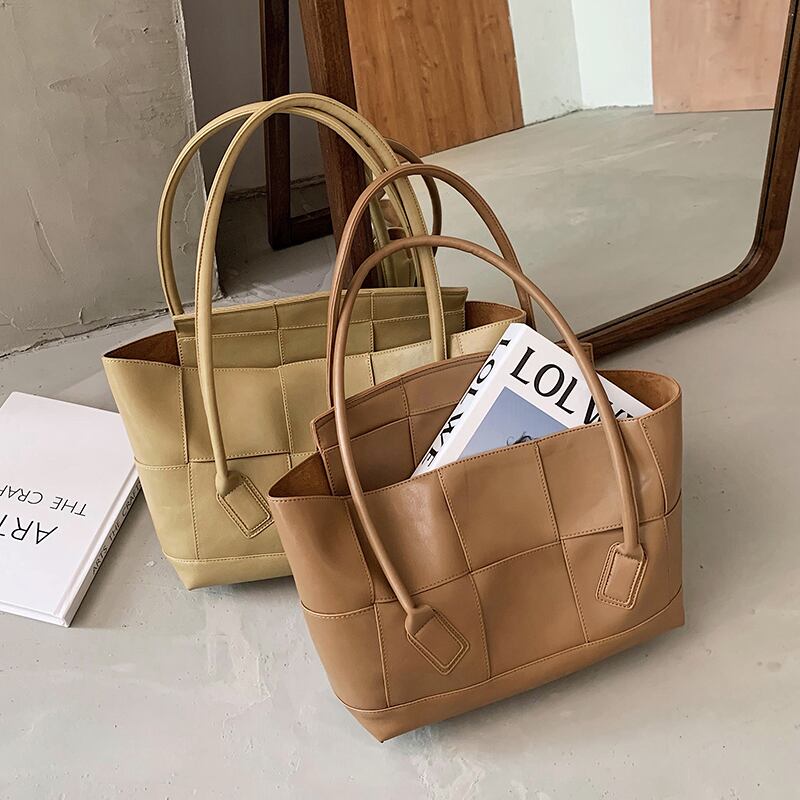 シンプルな大容量バッグ女性2020年人気の新しい流行のファッションオールマッチトートバッグシングルショルダー大バッグ Tiancai_Wing_Bag5866772