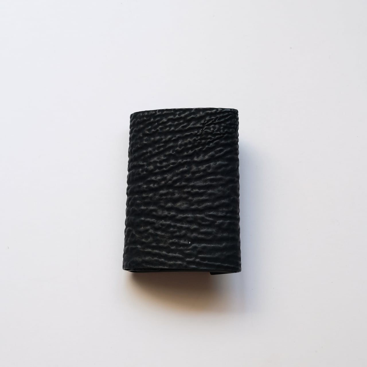 tri-fold wallet - bk - horse culatta reverse | chamoto