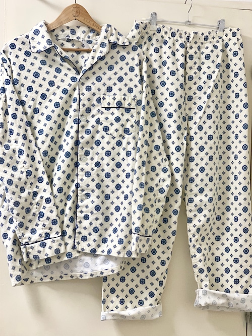 Vintage 2 Piece Pajama Set